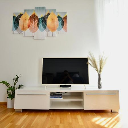 Cozy Apartment Next To The Park 捷尔诺波尔 外观 照片